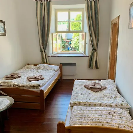 Zamek Homestay